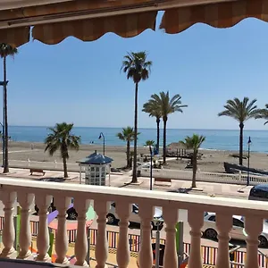 https://apartamento-torrox-primera-linea-de-playa.es-andalucia.com